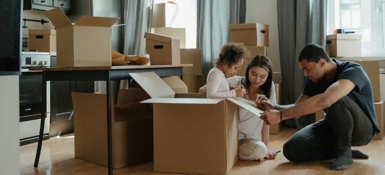 family packing for moving