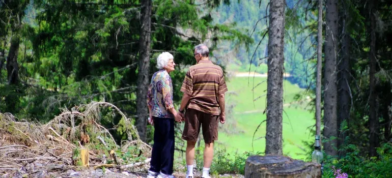 A senior couple in nature.