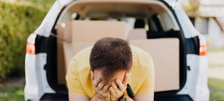 a man who doesn't know about the strategies for dealing with the stress of a move