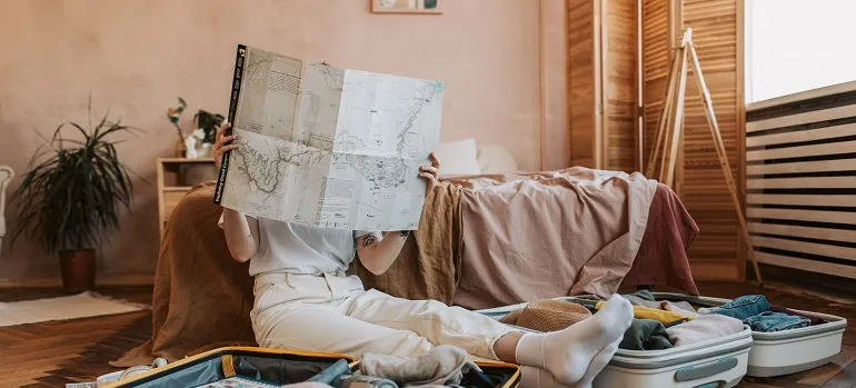 someone choosing where to move and knows how to reduce waste when moving