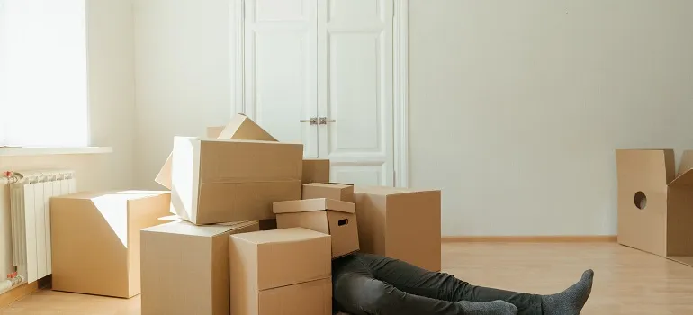 a man feeling overwhelmed by his move
