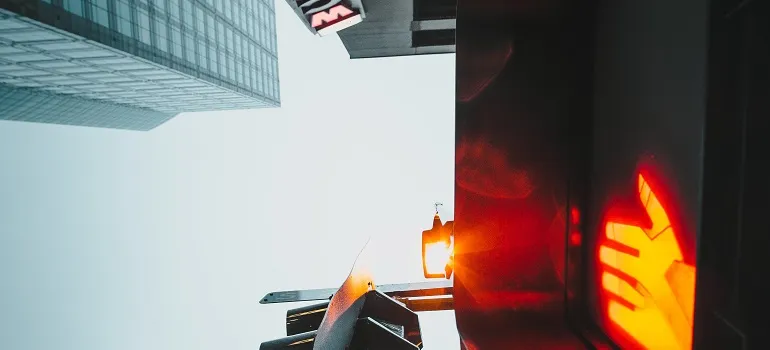 POV of a someone who can't get used to the life in a big city